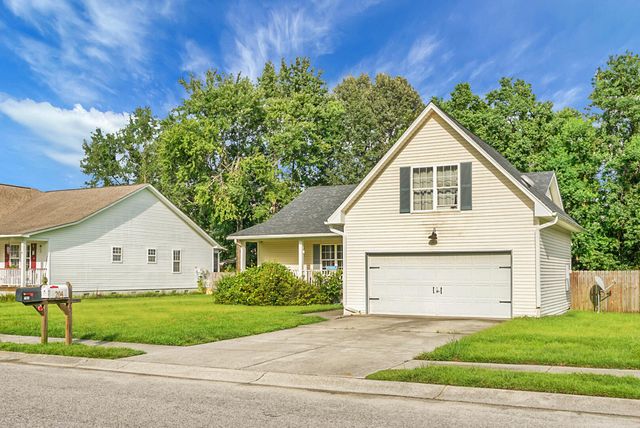 204 Cane Break Lane, Goose Creek, SC 29445
