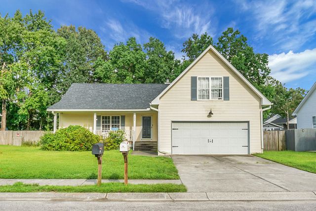 204 Cane Break Lane, Goose Creek, SC 29445