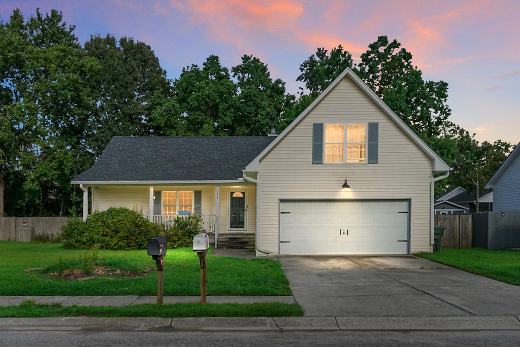 204 Cane Break Lane, Goose Creek, SC 29445