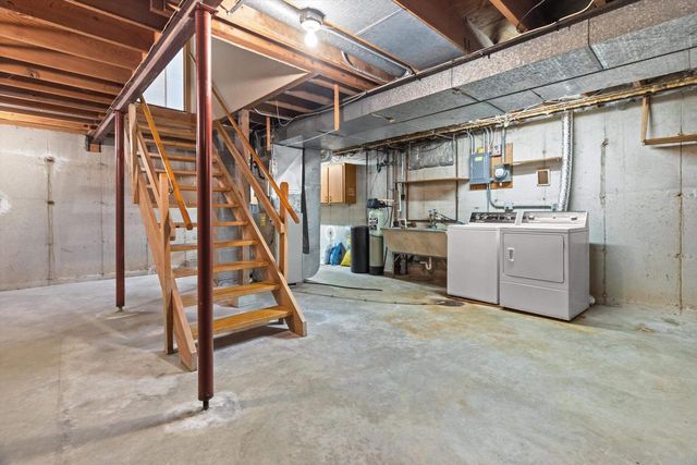 1813 Windom Way, Madison, WI 53704