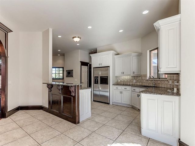 17200 Osprey Circle, Edmond, OK 73012