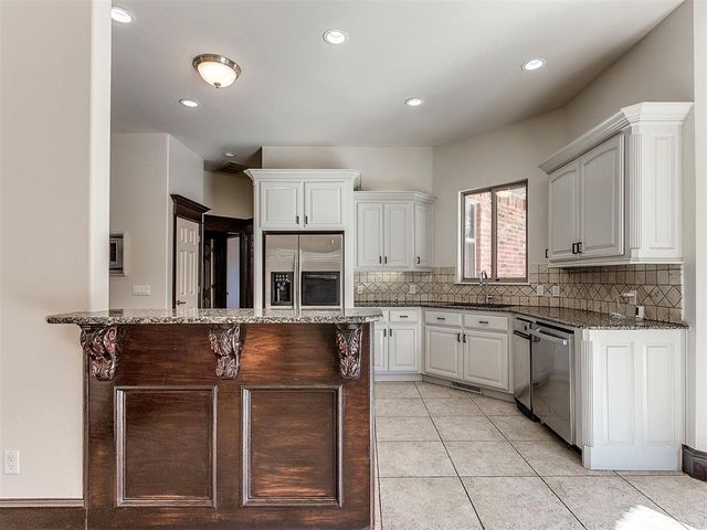 17200 Osprey Circle, Edmond, OK 73012