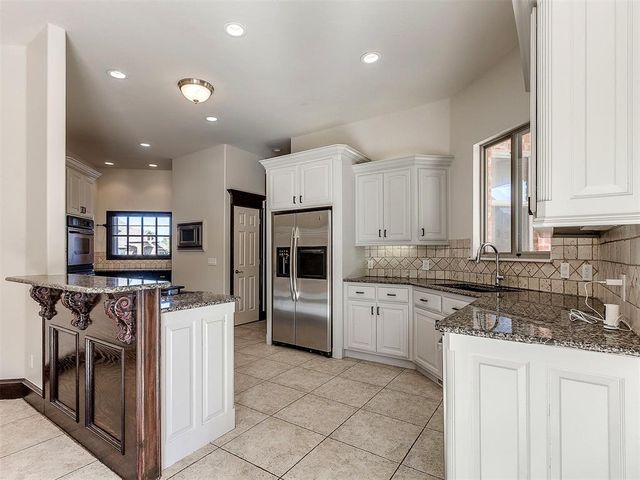17200 Osprey Circle, Edmond, OK 73012