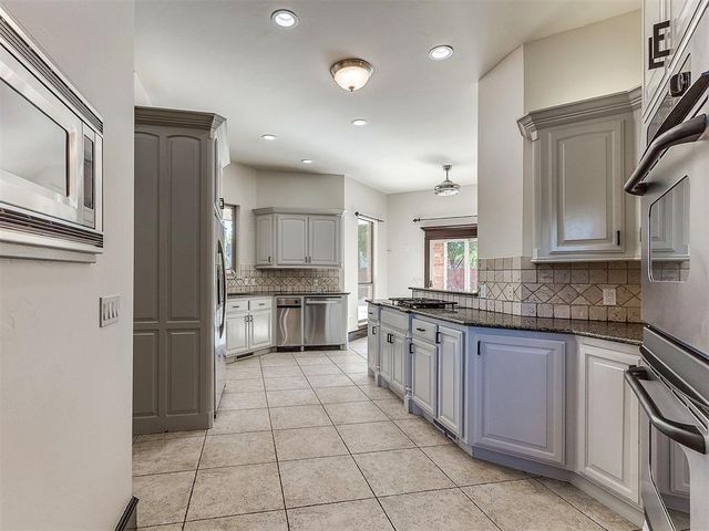 17200 Osprey Circle, Edmond, OK 73012