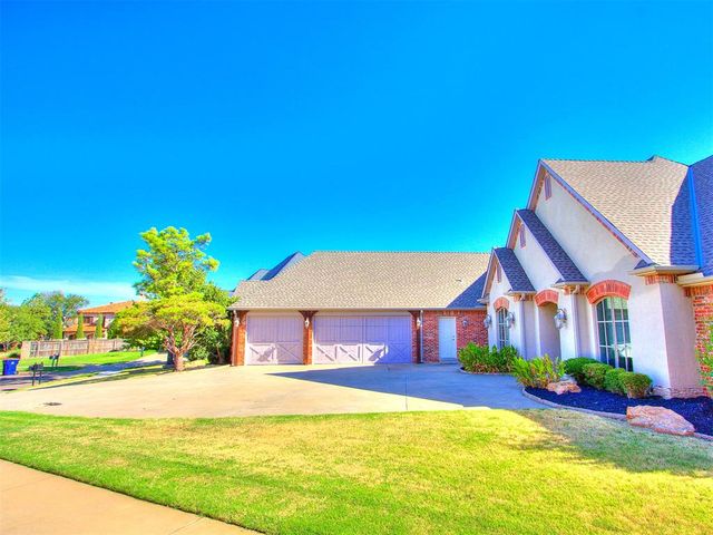 17200 Osprey Circle, Edmond, OK 73012