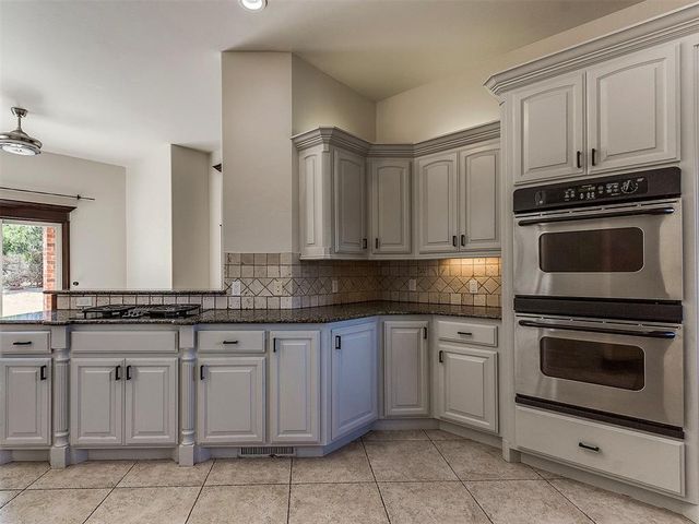 17200 Osprey Circle, Edmond, OK 73012