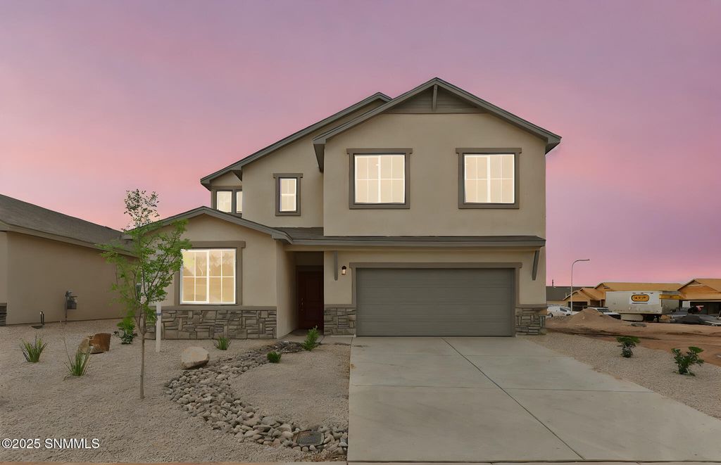3516 Hibiscus Lane, Las Cruces, NM 88001