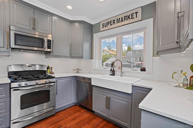 11 Westwood Avenue, New Rochelle, NY 10801