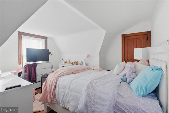 400 & 402 COTTMAN ST, Jenkintown, PA 19046