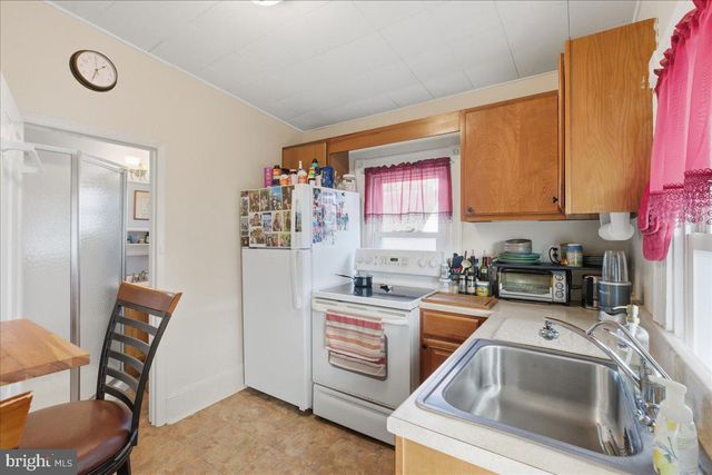 400 & 402 COTTMAN ST, Jenkintown, PA 19046