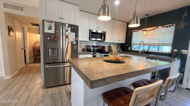 15604 N 59TH Drive, Glendale, AZ 85306