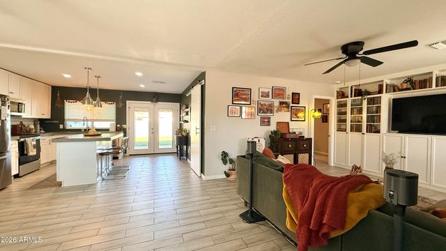 15604 N 59TH Drive, Glendale, AZ 85306