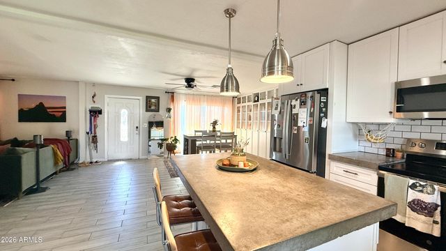 15604 N 59TH Drive, Glendale, AZ 85306