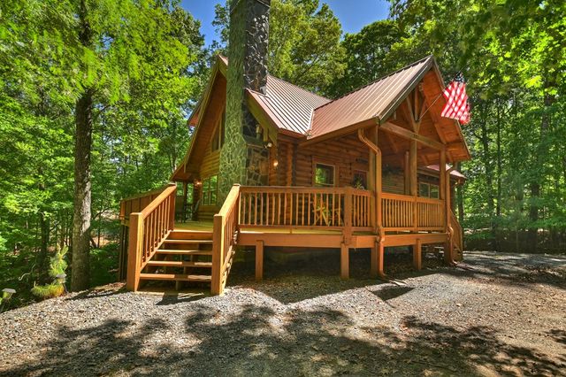 381 Morley Court, Ellijay, GA 30540