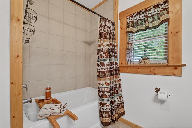 381 Morley Court, Ellijay, GA 30540