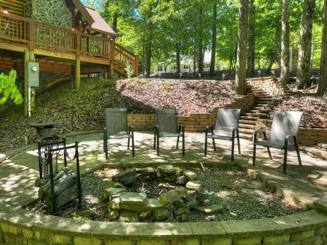 381 Morley Court, Ellijay, GA 30540