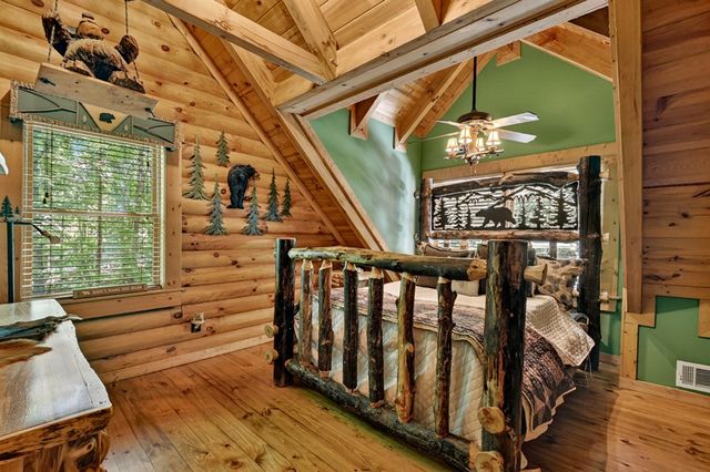 381 Morley Court, Ellijay, GA 30540