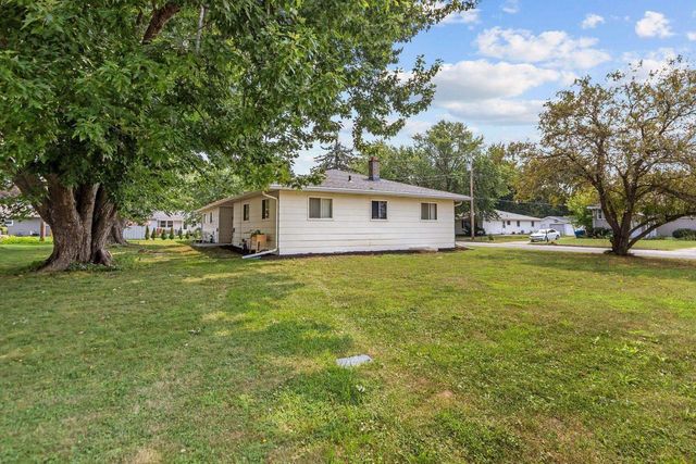 1500 GREENDALE STREET, Menasha, WI 54952