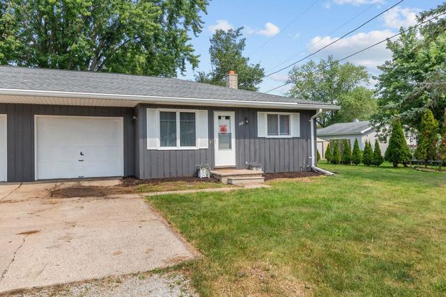 1500 GREENDALE STREET, Menasha, WI 54952
