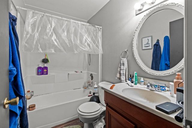 1500 GREENDALE STREET, Menasha, WI 54952