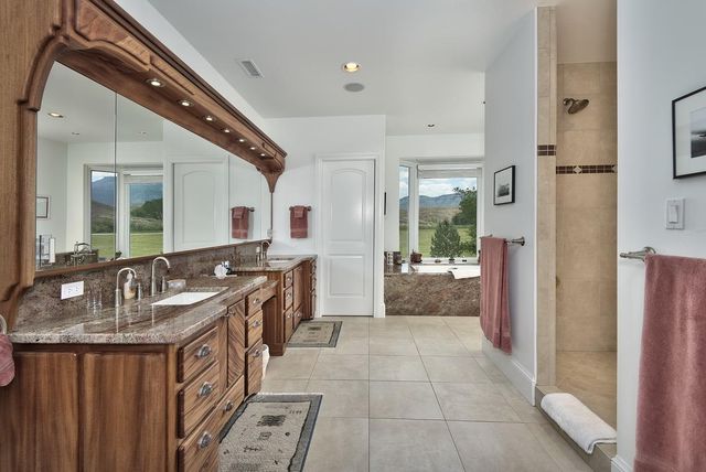 3575 E Road, Palisade, CO 81526