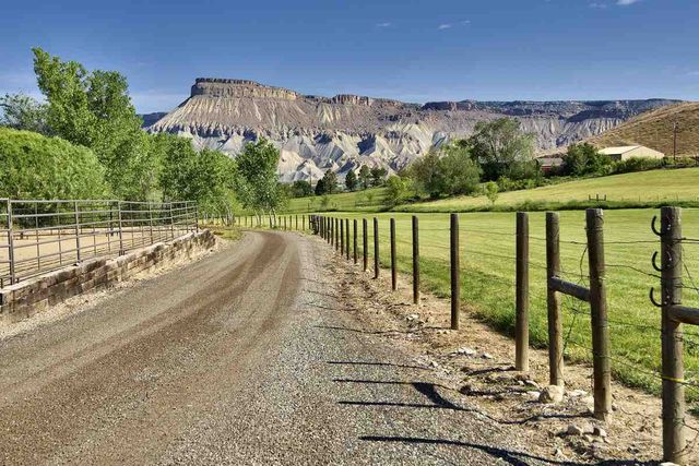 3575 E Road, Palisade, CO 81526