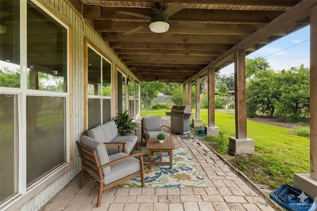 1001 W 7th Street, Weslaco, TX 78596