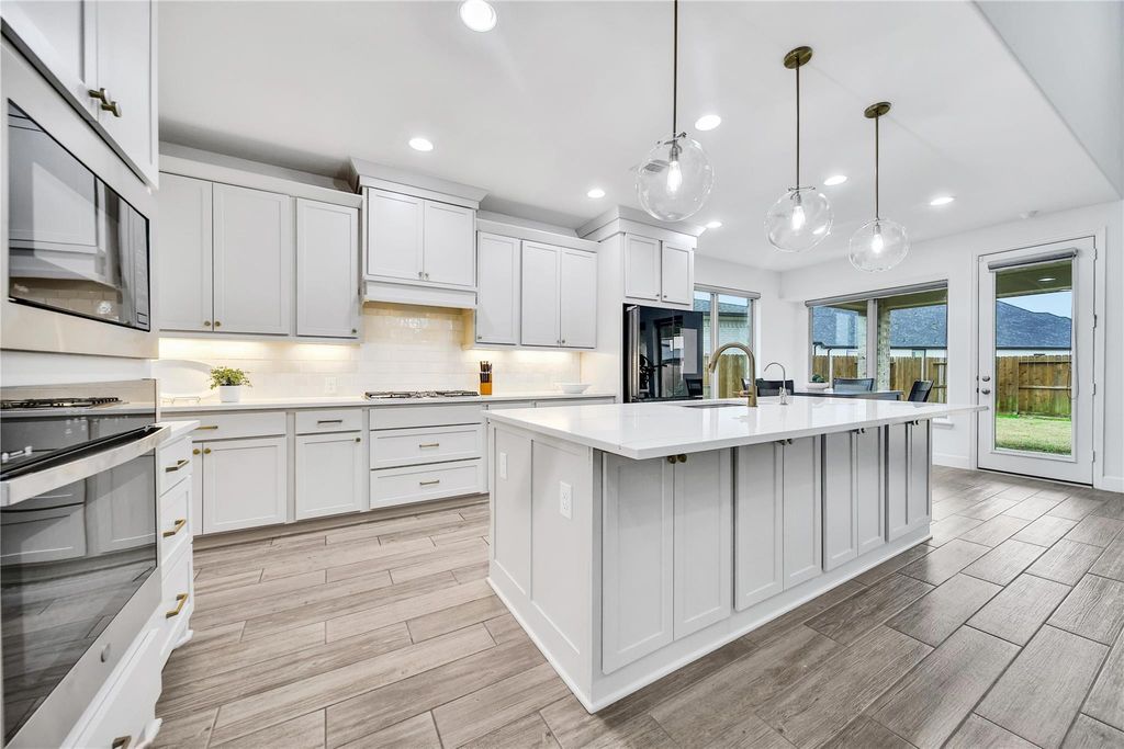 29819 Smoky Ridge Road, Fulshear, TX 77441