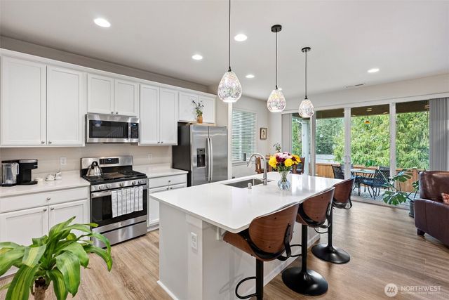 6512 Skipper Lane SE, Port Orchard, WA 98367