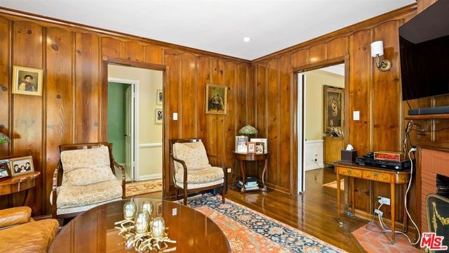 511 N BRISTOL Avenue, Los Angeles, CA 90049