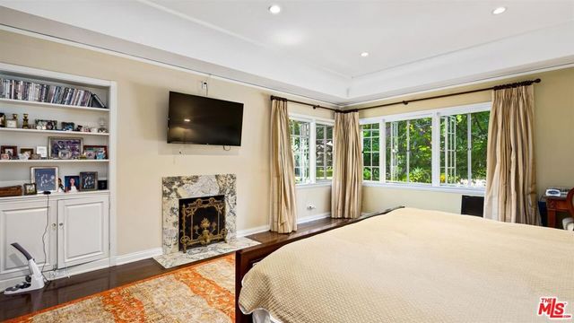 511 N BRISTOL Avenue, Los Angeles, CA 90049