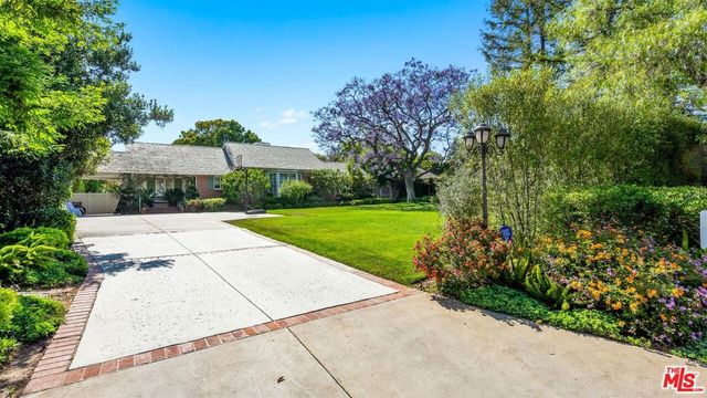511 N BRISTOL Avenue, Los Angeles, CA 90049