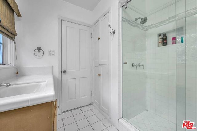 511 N BRISTOL Avenue, Los Angeles, CA 90049