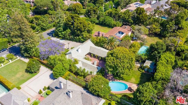 511 N BRISTOL Avenue, Los Angeles, CA 90049