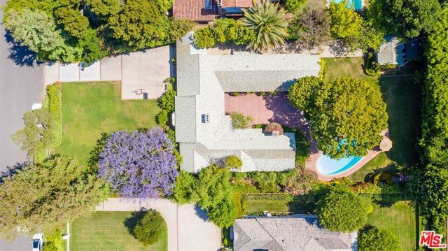 511 N BRISTOL Avenue, Los Angeles, CA 90049