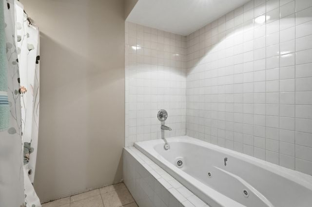6512 Ravenwood Avenue, Portage, IN 46368