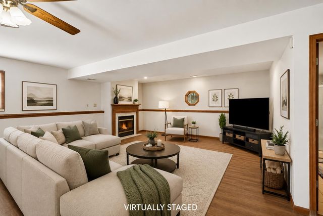 6512 Ravenwood Avenue, Portage, IN 46368