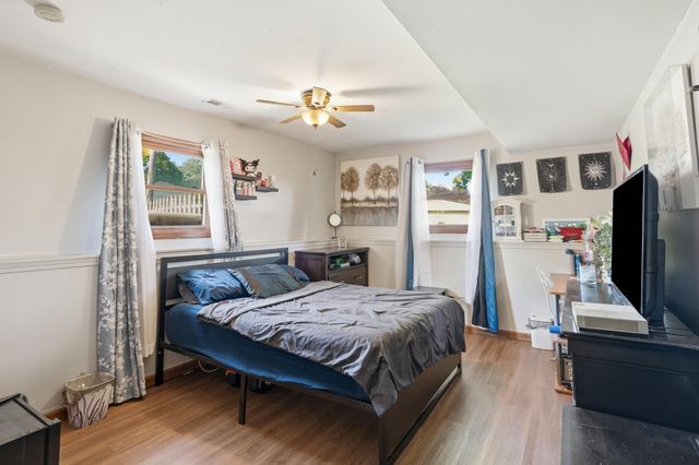 6512 Ravenwood Avenue, Portage, IN 46368