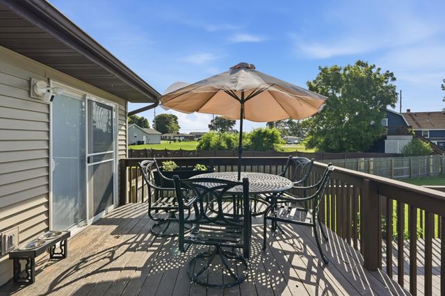 6512 Ravenwood Avenue, Portage, IN 46368