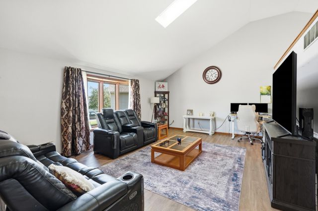 6512 Ravenwood Avenue, Portage, IN 46368
