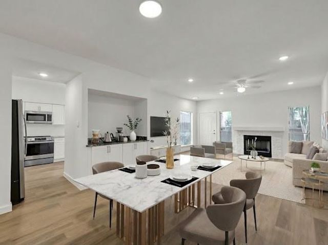 11703 Lakeside Place Drive 229, Houston, TX 77077