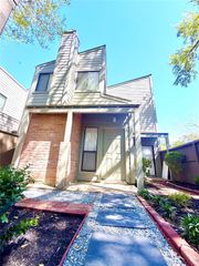 11703 Lakeside Place Drive 229, Houston, TX 77077