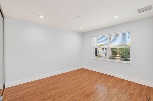 7848 Travlers Tree Drive, Boca Raton, FL 33433