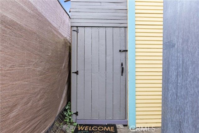 1950 S Palm Grove Avenue, Los Angeles, CA 90016