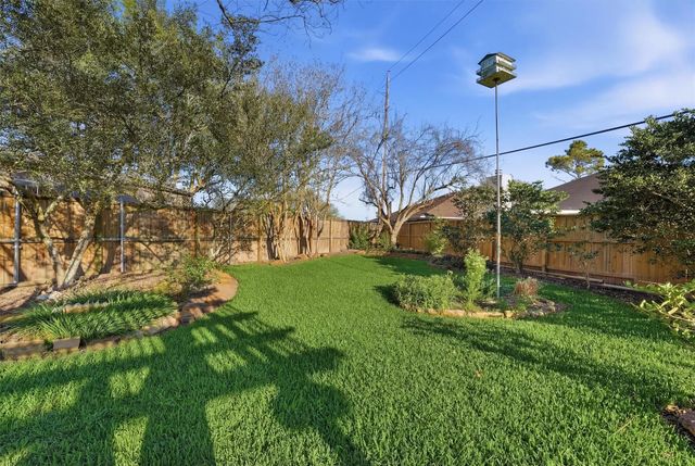 1603 Bonnie Lea Lane, Fresno, TX 77545