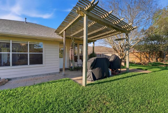 1603 Bonnie Lea Lane, Fresno, TX 77545
