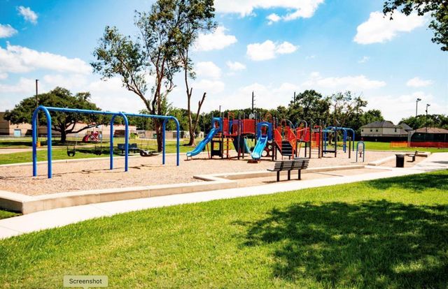 1603 Bonnie Lea Lane, Fresno, TX 77545