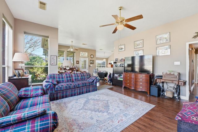 1603 Bonnie Lea Lane, Fresno, TX 77545