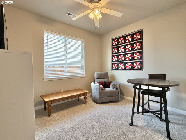 5218 Ne 43RD Cir, Vancouver, WA 98661
