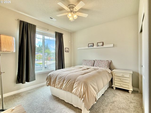 5218 Ne 43RD Cir, Vancouver, WA 98661